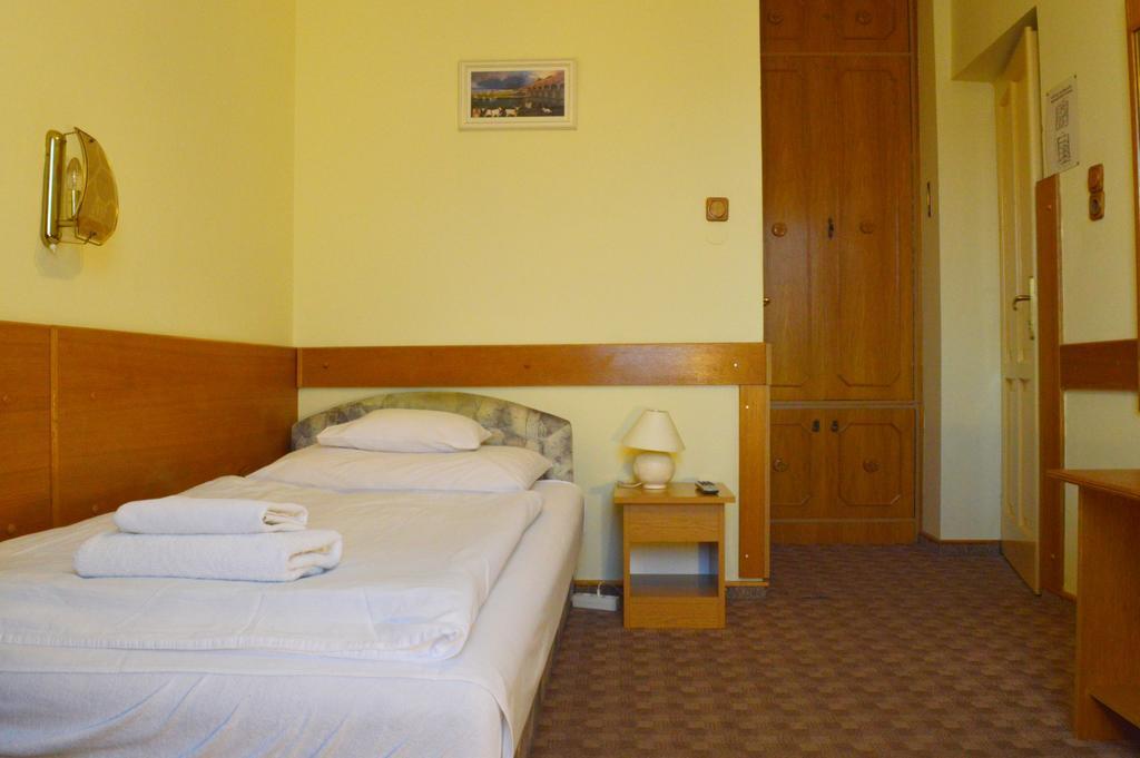 Apollo Motel Kecskemét Rum bild